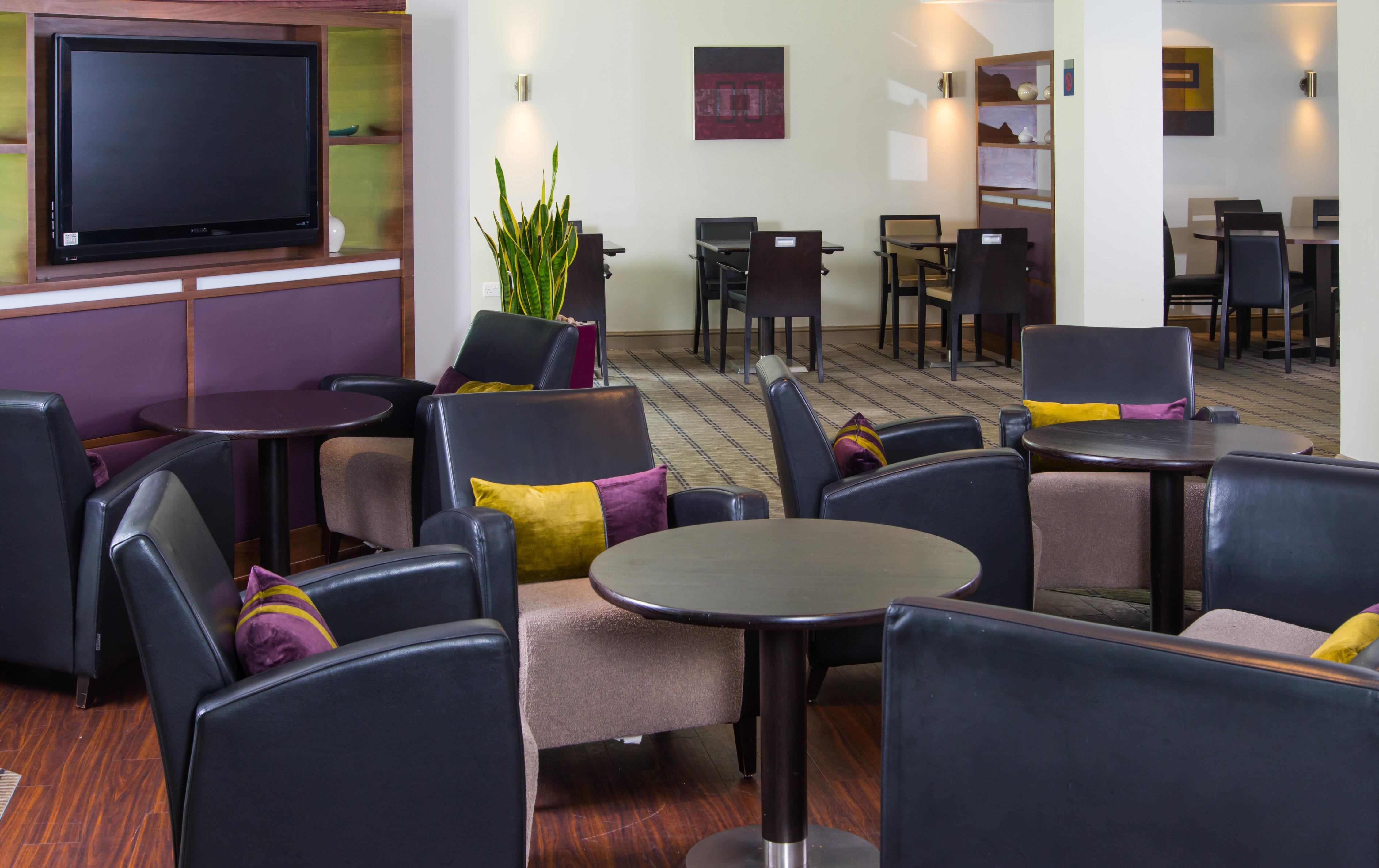 Holiday Inn Express Stirling By Ihg Екстериор снимка