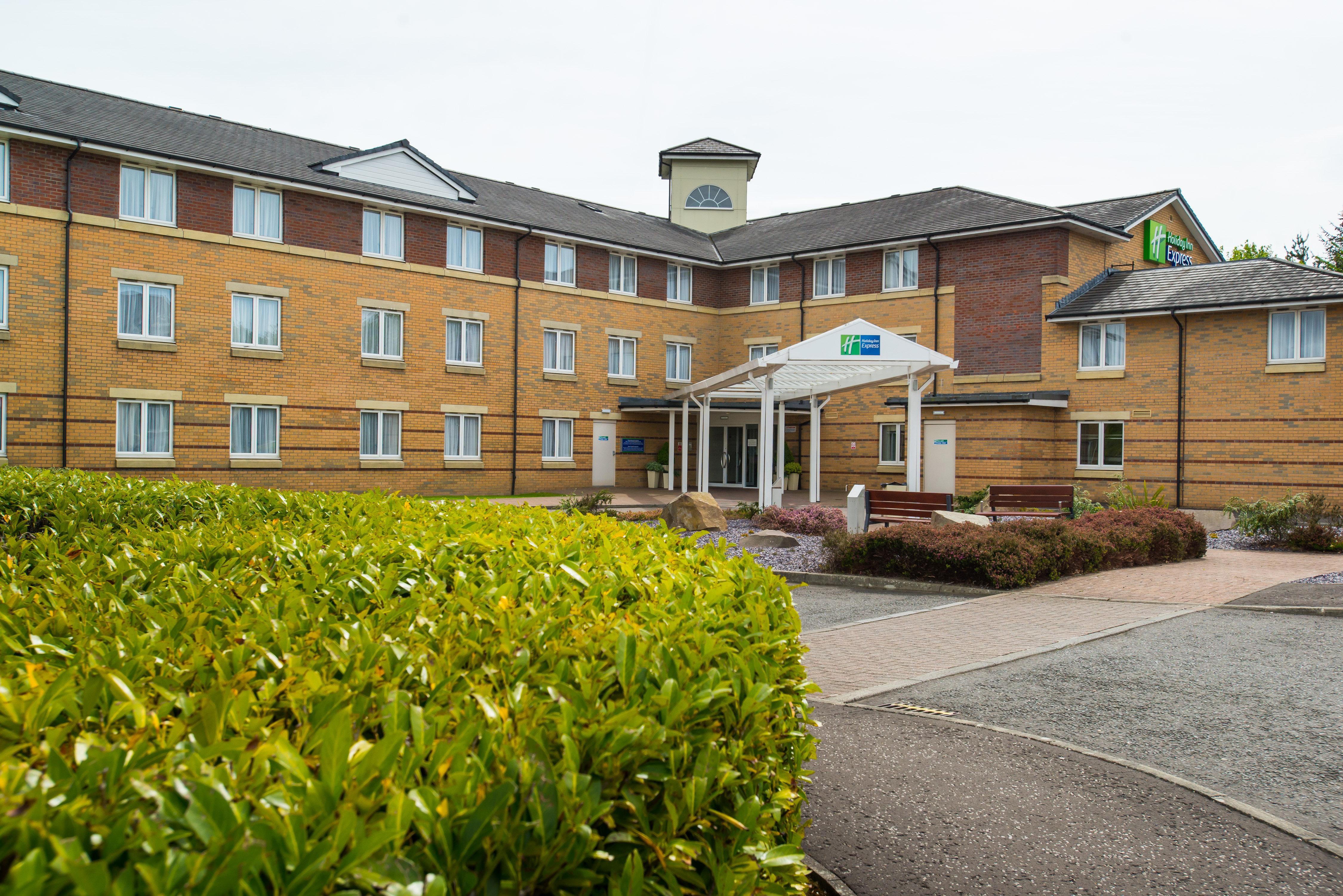 Holiday Inn Express Stirling By Ihg Екстериор снимка