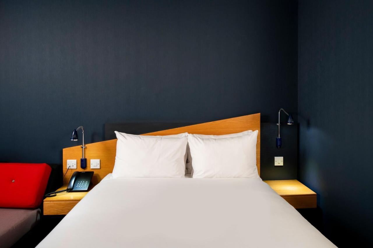 Holiday Inn Express Stirling By Ihg Екстериор снимка